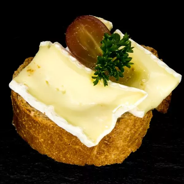 Canape-Brie
